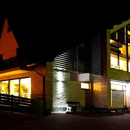 Pension Piriu' Morii Гура-Гуморулуй Экстерьер фото