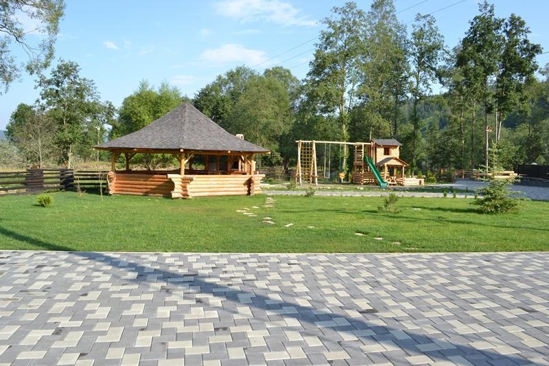 Pension Piriu' Morii Гура-Гуморулуй Экстерьер фото