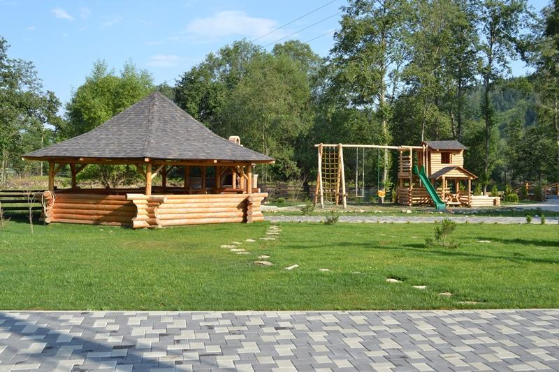 Pension Piriu' Morii Гура-Гуморулуй Экстерьер фото