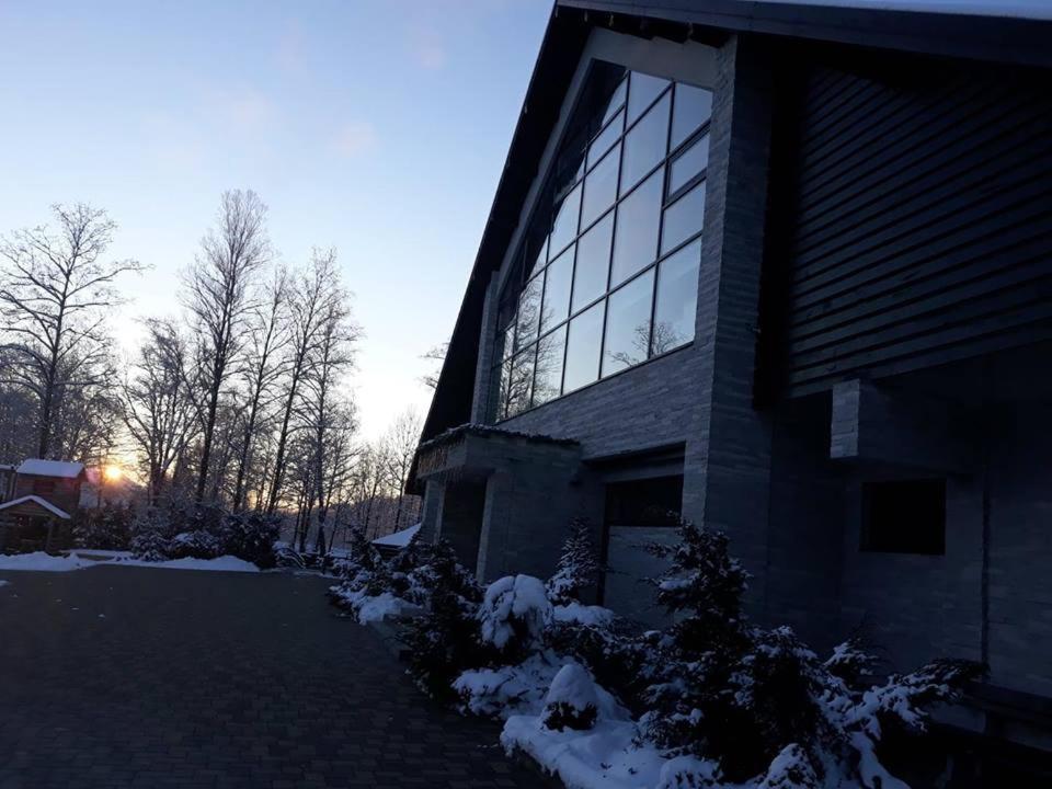 Pension Piriu' Morii Гура-Гуморулуй Экстерьер фото